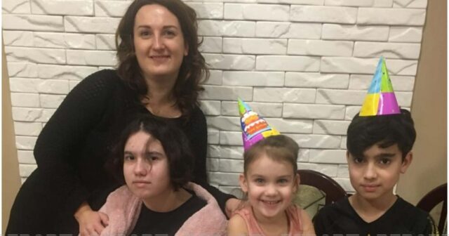 Ukraynada həlak olan azərbaycanlı ailənin övladları Rusiyaya təxliyə olunub