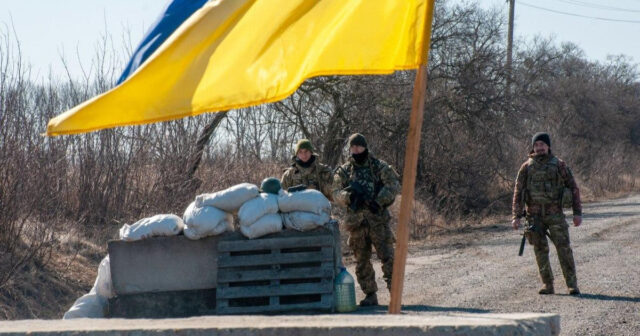Ukraynada hərbi vəziyyət rejimi uzadılıb