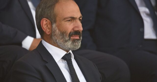 Nikol Paşinyanın Rusiyaya səfəri başlayıb