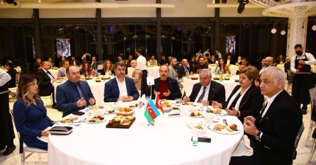 TÜİB türk iş adamları və şəhid ailələrini iftarda bir araya gətirdi – FOTOLAR