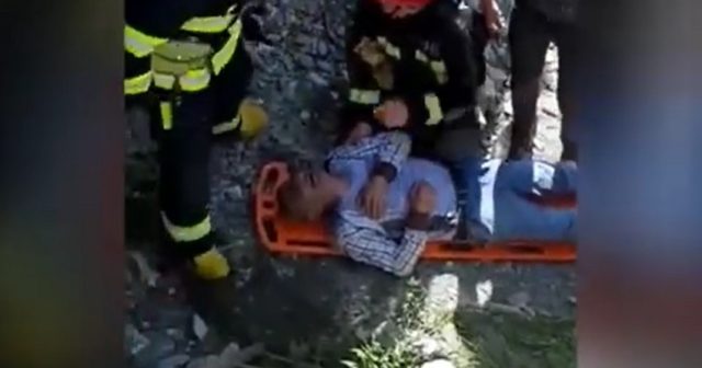 Şəkidə körpüdən çay dərəsinə yıxılan şəxs xilas edilib