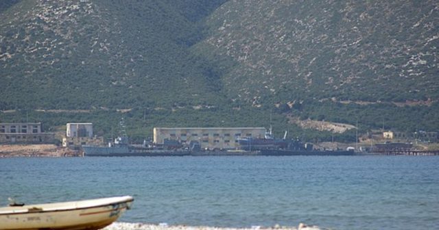 Albaniya NATO-ya Paşaliman hərbi bazasını istifadə üçün təklif edib