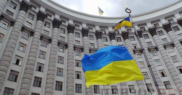 Ukrayna iqtisadiyyatının müharibədəki ümumi itkiləri 600 milyard dollara çatıb