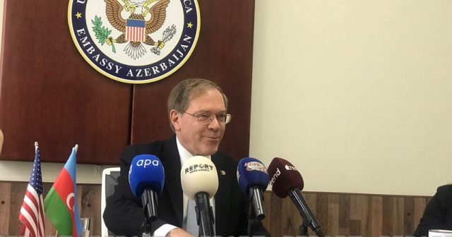 ABŞ səfiri: “Azərbaycana, bütün regiona firavanlıq və sabitlik arzulayırıq”