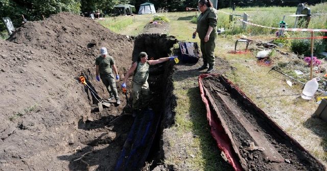 Ukraynada daha bir kütləvi məzarlıq tapıldı
