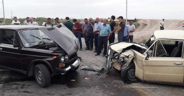 Ağdamda maşınlar toqquşdu: Ölən var
