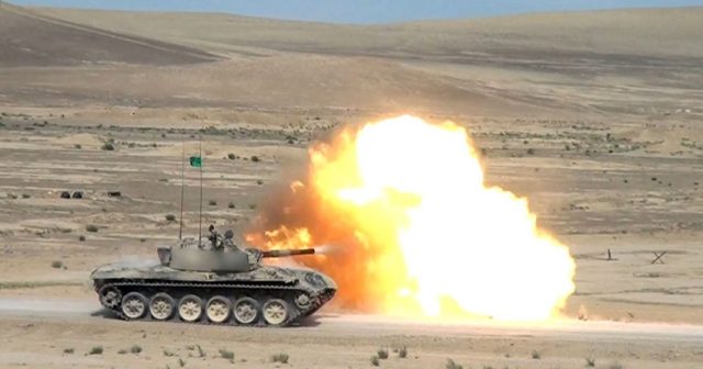 Azərbaycan Ordusunun tank bölmələrinin hazırlığı davam edir