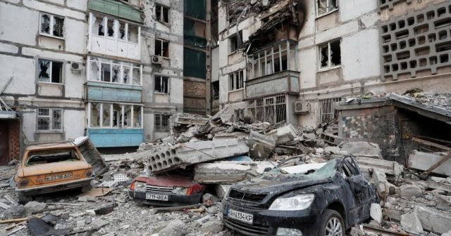 Rusiya Odessaya raket zərbəsi endirib: 17 ölü