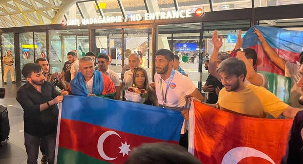 Ümumdünya Oyunlarının qalibi: “Həmin döyüşdə burnumdan zədə aldım, qan dayanmırdı” – FOTO