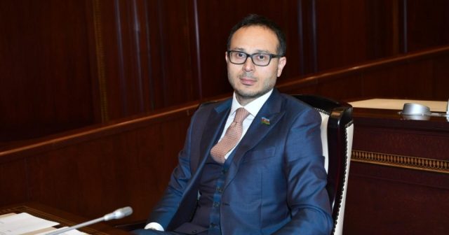 “Azadlıq aşiqi”, yoxsa meydan elementi?