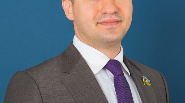 Millət vəkili Kamal Cəfərov: “Hər birimiz daha sıx birləşməli, daxildə və xaricdəki təxribatçıları susdurmalıyıq.”