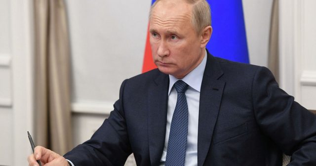 Putin: “Rusiyanı nüvə silahı ilə təhdid edənlər “külək gülü”ndən çəkinməlidir”