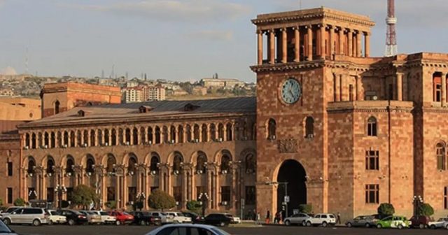 Ermənistanda əhalinin sayı azalır