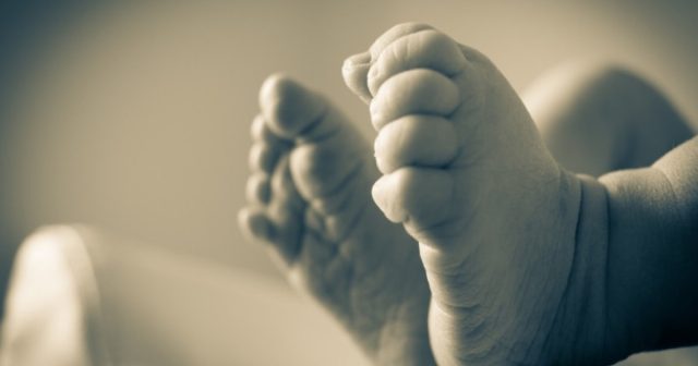 Bakıda ana 1 yaşlı oğlunu zəhərləyərək öldürüb