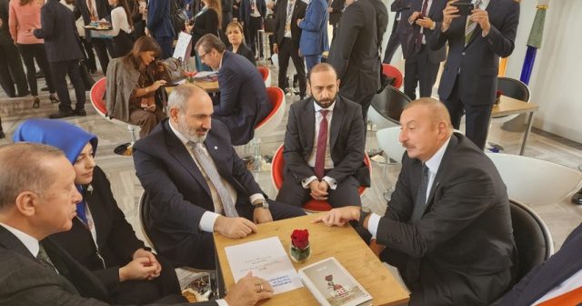 Əliyev, Ərdoğan və Paşinyan Praqada birgə müzakirə aparıblar