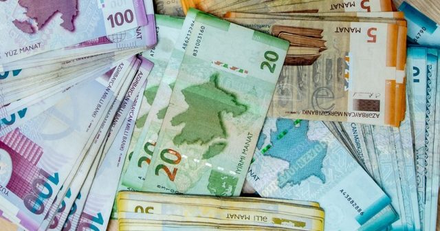 Azərbaycan gələn il 1 milyard manata qədər borclanmaya zəmanət verəcək