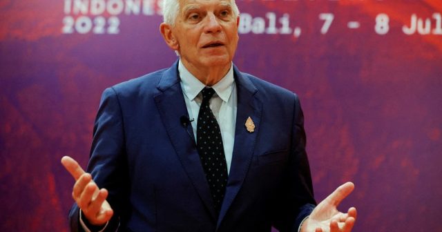 Borrell: “Türkiyə Aİ-nin Rusiyaya qarşı sanksiyalarından yan keçmədiyinə dair sübutlar təqdim edib”