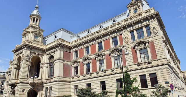 Bakıda bəzi rayonların icra başçılarına ciddi xəbərdarlıq edilib