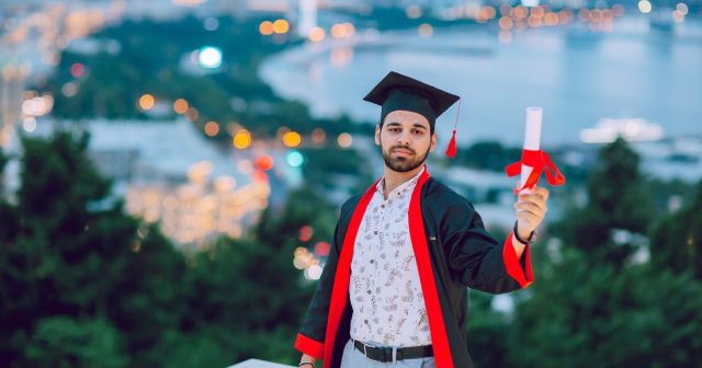 Gənc musiqiçi: “20-dən çox alətdə ifa etməyi bacarıram” – MÜSAHİBƏ+FOTO