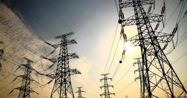 Azərbaycanda elektrik enerjisinin istehsalı 3,8 % artıb