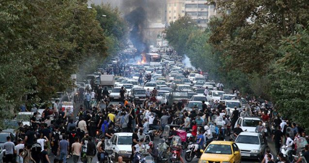 İranda aksiyalarda ölən etirazlarçıların sayı açıqlandı