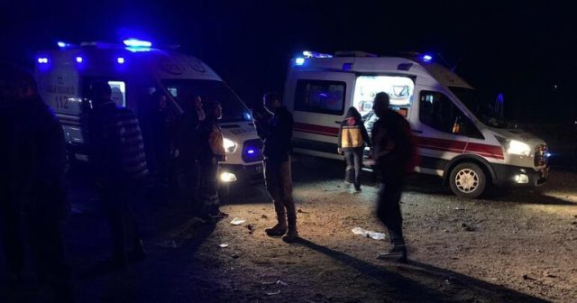 Polisi daşıyan avtobus aşdı – Yaralılar var