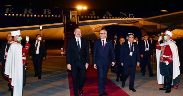 Azərbaycan Prezidenti İlham Əliyev Əlcəzairə səfərə gedib