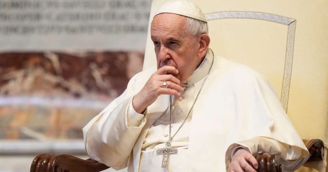 Roma Papası: “Dünyanın bir neçə hökmdarı Soyuq müharibə ritorikasını canlandırır”