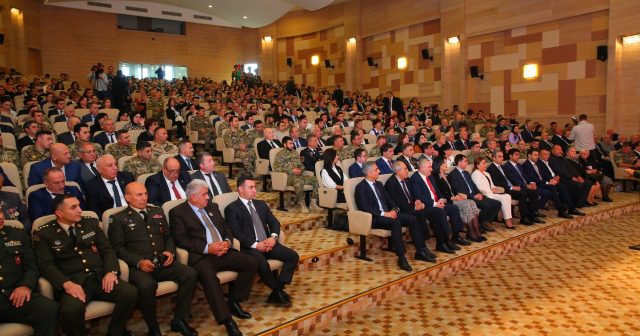 AzMİU-da Zəfər Gününə həsr olunmuş elmi-praktik konfransı keçirilib