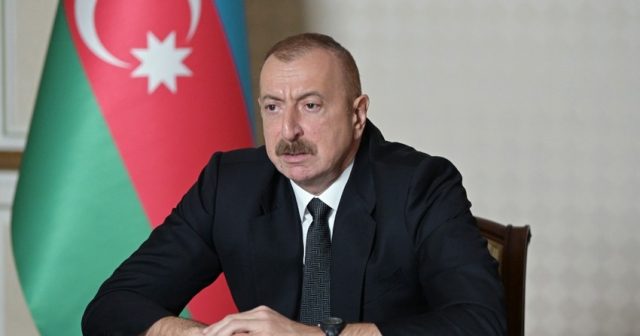 Bir qrup şəxs “Azərbaycan Prezidentinin fəxri diplomu” ilə təltif edilib – SİYAHI