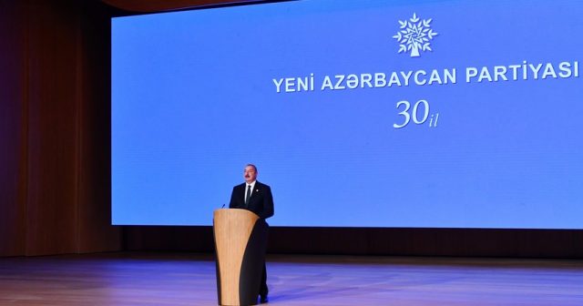 Azərbaycan Prezidenti: “Bu gün bütün Azərbaycan xalqı ordumuzla fəxr edir”