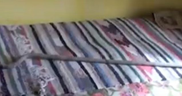 Azərbaycanda dəhşət: 10 il əvvəl ölən qadının meyiti evində tapıldı – VİDEO