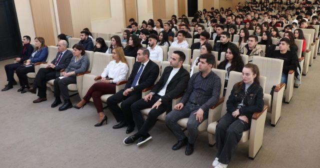 AzMİU-da TEKNOFEST-lə bağlı infosesiya keçirilib