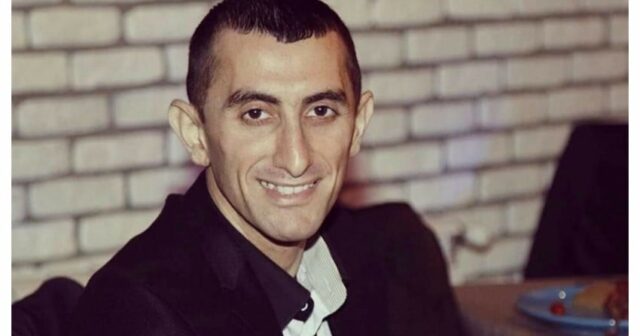 Yol qəzasında ölən tanınmış şərhçinin məzarı hər kəsi ağlatdı – FOTO