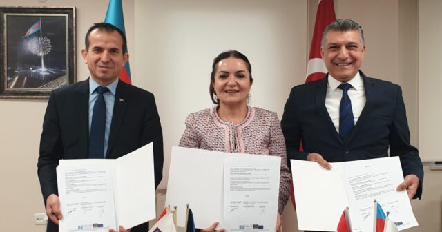 Türkiyə-Azərbaycan Fondu ilə Beynəlxalq Diplomatlar Dərnəyi arasında protokol imzalanıb