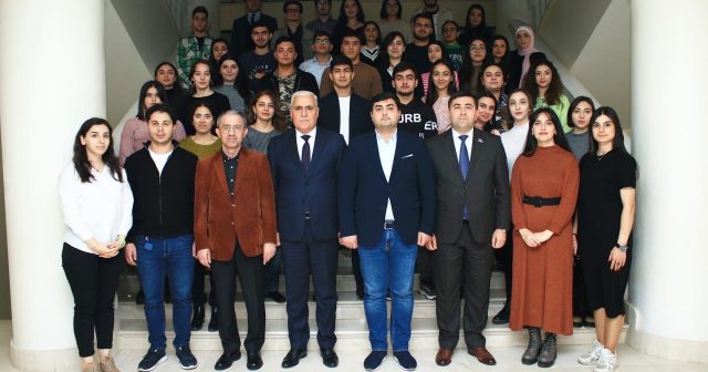 Əbədi Nizami irsi ilə bağlı audiokitabın təqdimatı baş tutub