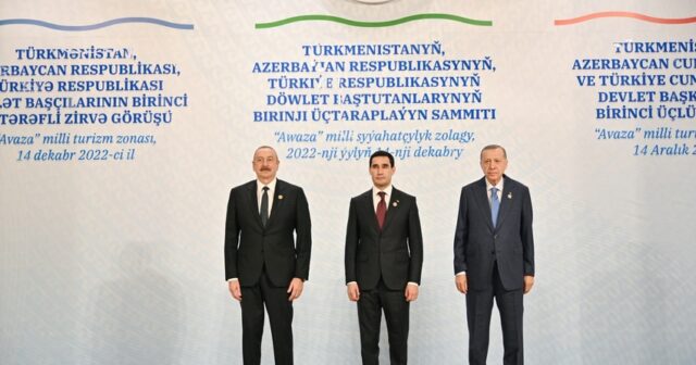 Azərbaycan, Türkiyə və Türkmənistan prezidentlərinin geniş tərkibdə görüşü olub