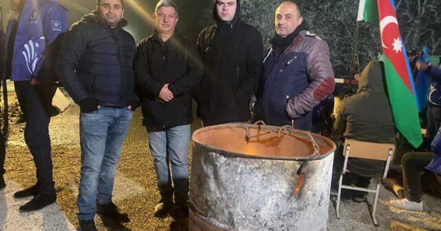 Xankəndi-Laçın yolunda etirazlar qarlı havada da davam edir