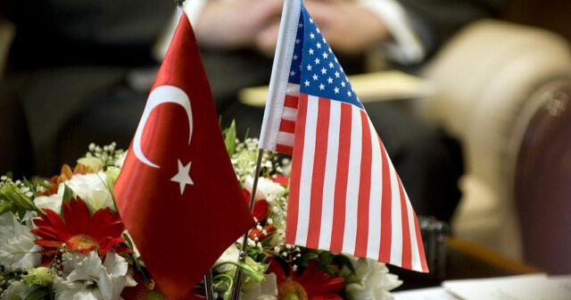 Türkiyə və ABŞ ikitərəfli ticarət həcmini 100 milyard dollaradək artırmaq niyyətindədirlər