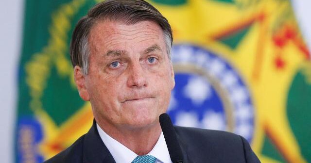 Braziliyanın keçmiş lideri Bolsonaro ABŞ-a 6 aylıq turist vizası üçün müraciət edib