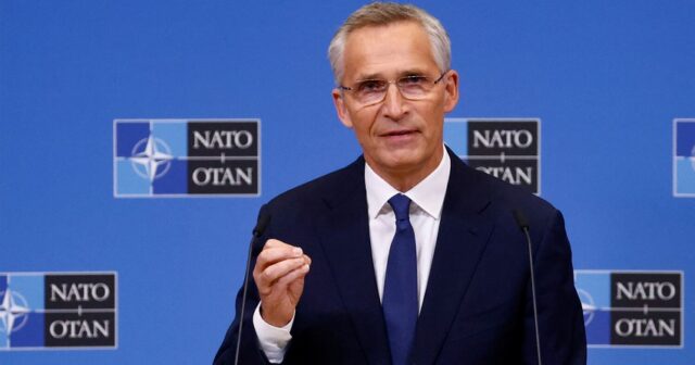 Politico: Stoltenberq NATO-nun baş katibi vəzifəsində qalmaq istəyir