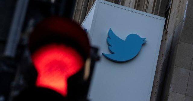 200 milyondan çox Twitter istifadəçisinin e-poçt ünvanları sızdırılıb
