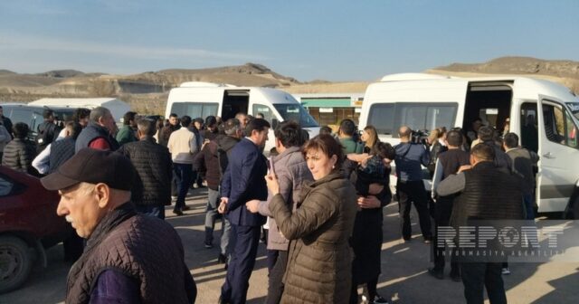 Bu gün Bakıdan doğma yurdlarına yola salınan 10 ailə Ağalıya çatıb