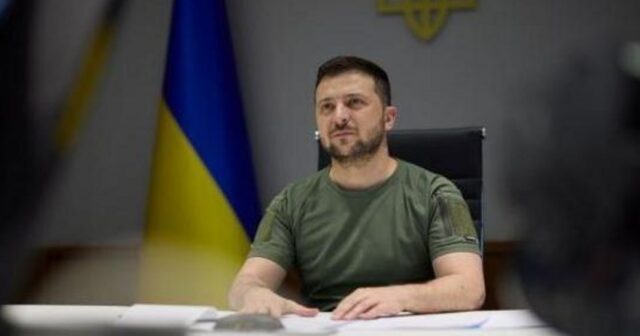 Zelenski: “Ukrayna Silahlı Qüvvələri Baxmutu müdafiə edəcək”