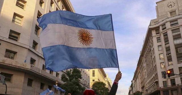 Argentina Türkiyəyə 28 nəfərlik axtarış-xilasetmə qrupu göndərəcək