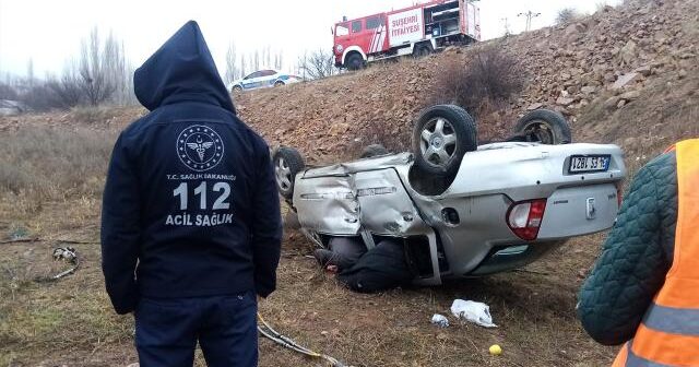 Sivasda aşmış avtomobildə 3 nəfər ölüb, 1 nəfər yaralanıb