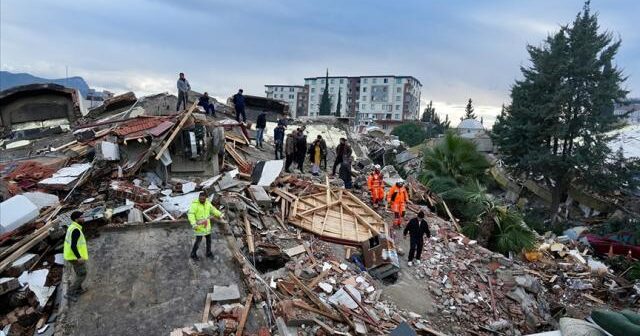 Zəlzələ bölgəsində dövlət qulluqçularının maaşları vaxtından əvvəl veriləcək