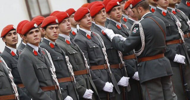 Avstriya Vyanadakı səfirliklərin təhlükəsizliyini gücləndirib