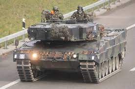 Polşa Ukraynaya yeni “Leopard 2” tankları tədarük edib