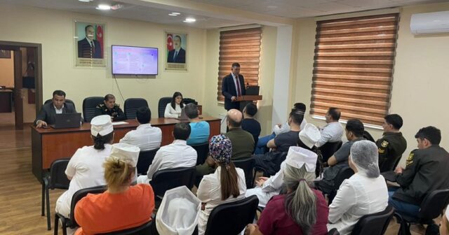 Gəncə Hərbi Hospitalında icbari tibbi sığorta ilə bağlı maarifləndirici tədbir keçirilib